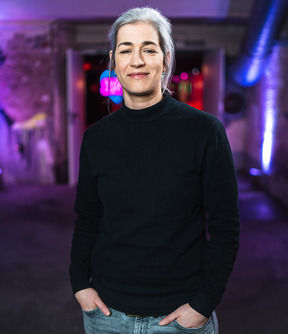 Portraet von Tanja Dierbach, Personaleinsatzplanerin im SchwuZ Queer Club Berlin
